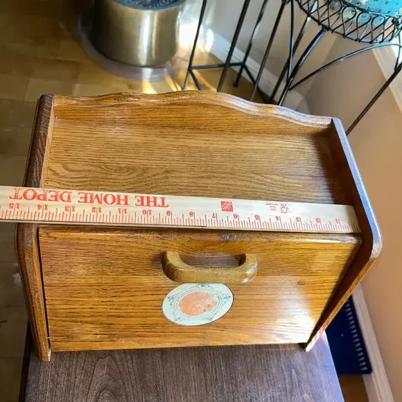Paul Revere vintage wooden bread box ceramic medallion farmhouse country decor